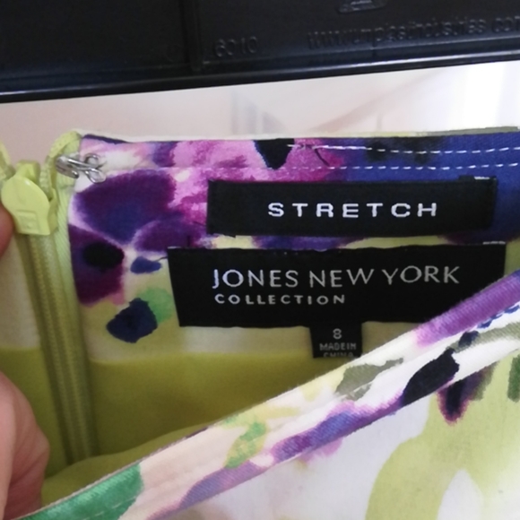 Jones New York Collection Stretch Skirt - Picture 3 of 4
